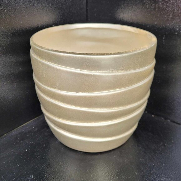 Ceramic Pots - Picture 1 of 1